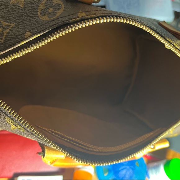 LV Vintage Monogram Speedy 30 - Picture 7 of 12